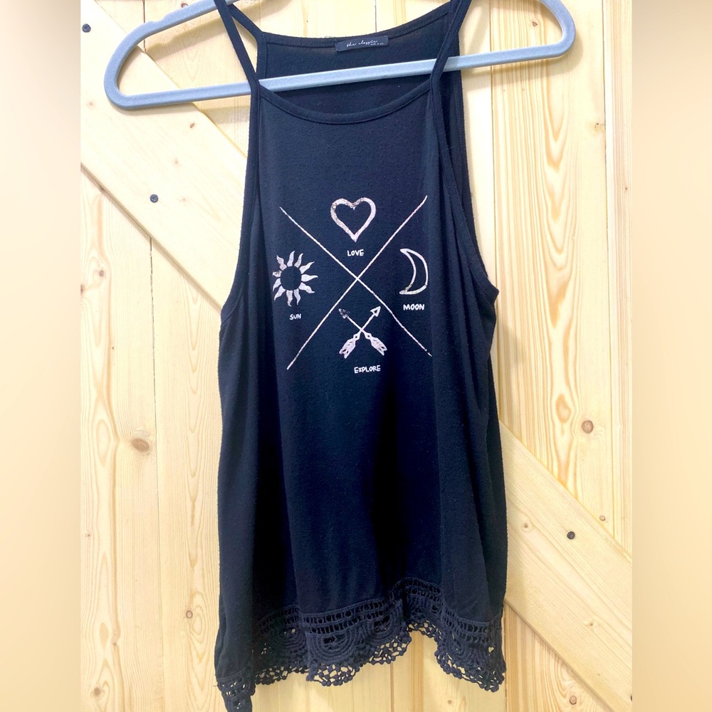 ❤️The Classic-Follow Your Arrow-Sun Moon Love Explore- Black & White Cotton Tee